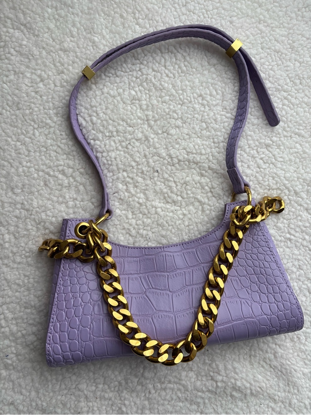 Lavender/Lilac Croc-Embossed Faux Leather Shoulder Bag with Gold Chain